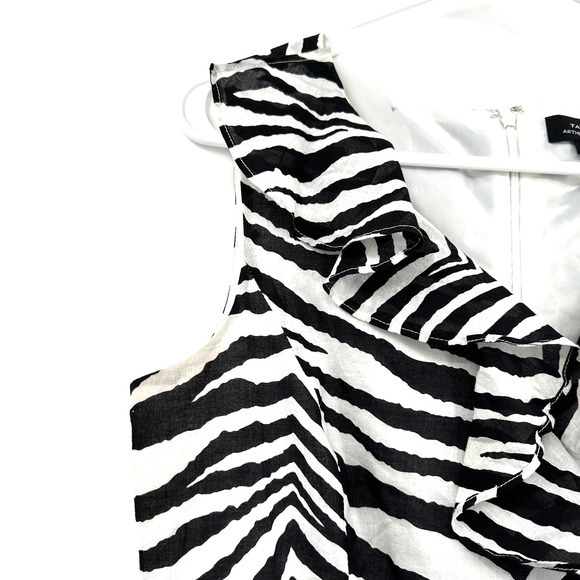 Tahari size 8‎ Zebra Print knee length dress - Picture 3 of 7